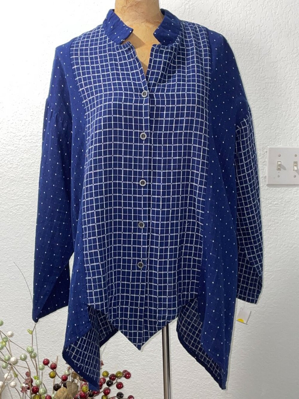 NWT $109 Dark Blue Seven Panel Top MSQUARE by NEETU MALIK sz 2 L XL